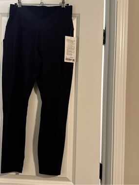 Lululemon Align HR Pant 25” With Pockets Women’s *NWT* Black Leggings Size 10
